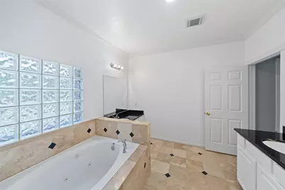 12018 McKinney Falls Lane, Sugar Land, TX 77498 - Photo 25