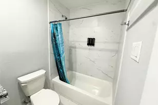 8215 Crestview Dr, Houston, TX 77028 - Photo 27