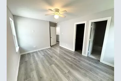 8215 Crestview Drive, Houston, TX 77028 - Photo 15
