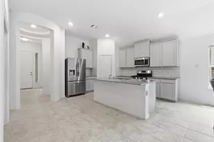 297 Scarlet Maple Wy, Willis, TX 77318 - Photo 3
