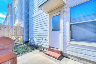 2331 Ann St, Houston, TX 77003 - Photo 37