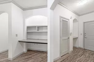 8877 Lakes at 610 Dr, Houston, TX 77054 - Photo 9