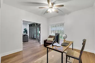 15415 Skyhawk Ln, Beach City, TX 77523 - Photo 21
