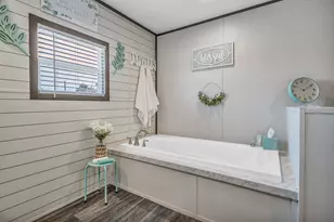 2747 Old Masonic Rd, Brenham, TX 77833 - Photo 19