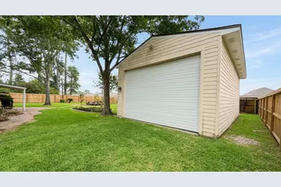 1703 Indian Shores Road, Crosby, TX 77532 - Photo 21