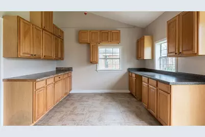 1703 Indian Shores Road, Crosby, TX 77532 - Photo 23