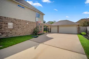 21007 Twisted Leaf Dr, Cypress, TX 77433 - Photo 37