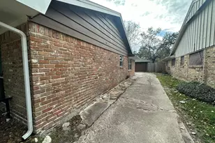 1211 Shorewood Dr, Seabrook, TX 77586 - Photo 5