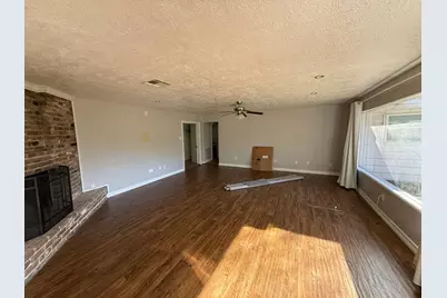 1211 Shorewood Drive, Seabrook, TX 77586 - Photo 3