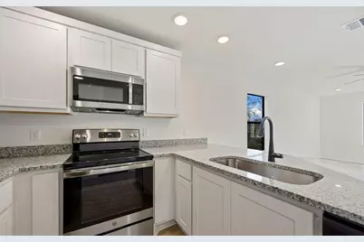 545 Delmar Street #102, San Antonio, TX 78210 - Photo 5