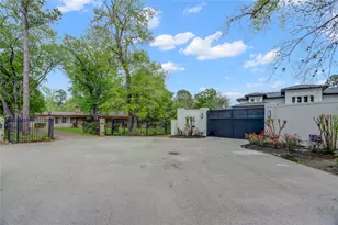 31 E Shady Ln, Houston, TX 77063 - Photo 7