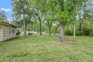 31 E Shady Ln, Houston, TX 77063 - Photo 13