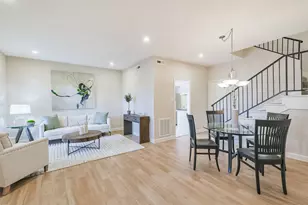 1300 Augusta Dr, Houston, TX 77057 - Photo 7