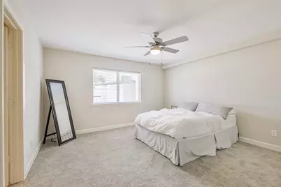 1300 Augusta Drive #24, Houston, TX 77057 - Photo 27