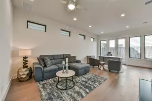 3516 Harvest Dance Dr, Houston, TX 77008 - Photo 13