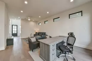 3516 Harvest Dance Dr, Houston, TX 77008 - Photo 5