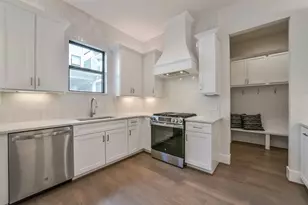 3516 Harvest Dance Dr, Houston, TX 77008 - Photo 11