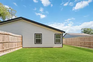 8617 Clarington St, Houston, TX 77016 - Photo 25