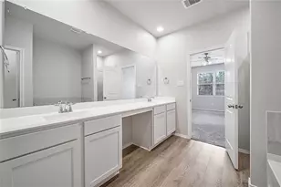 9295 Inland Leather Ln, Conroe, TX 77385 - Photo 15
