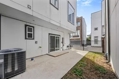 6106 Clarkson Lane #D, Houston, TX 77055 - Photo 21