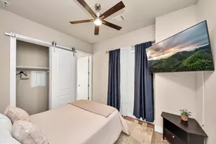5922 Val Verde St, Houston, TX 77057 - Photo 27