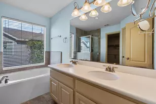 313 Hogan St, Houston, TX 77009 - Photo 7