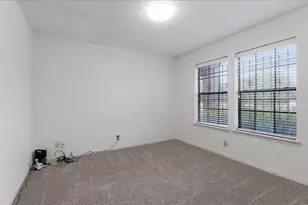 17623 Kings Ct, Cypress, TX 77429 - Photo 33