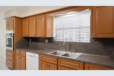 17623 Kings Court, Cypress, TX 77429 - Photo 15