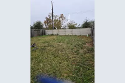 9219 Velasco Hills Drive, Baytown, TX 77521 - Photo 17