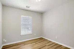 20006 Sterling Falls Dr, Katy, TX 77449 - Photo 15