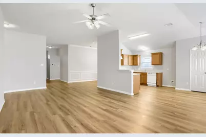 20006 Sterling Falls Drive, Katy, TX 77449 - Photo 3