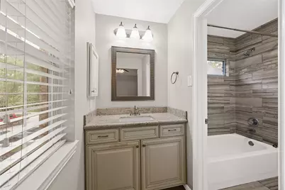 6 Villa Canyon Place, The Woodlands, TX 77382 - Photo 33