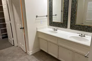 1222 Seamist Dr, Houston, TX 77008 - Photo 9