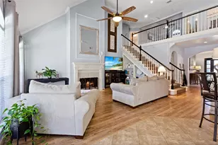 111 Casual Shore Ct, League City, TX 77573 - Photo 9