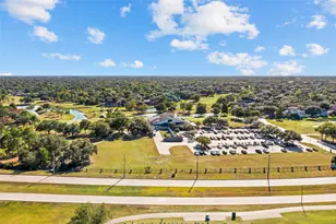 111 Casual Shore Ct, League City, TX 77573 - Photo 41