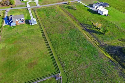 22810 Chenango Lake Drive, Angleton, TX 77515 - Photo 7