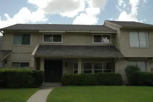 10327 Huntington Pl Dr, Houston, TX 77099 - Photo 1