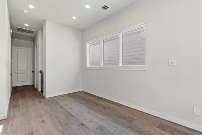 3911 Willowbend Point Drive, Houston, TX 77025 - Photo 19