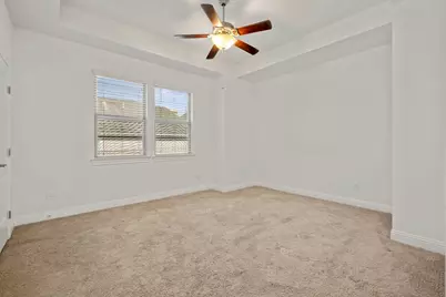 2623 Shady Woods Lane, Houston, TX 77008 - Photo 35