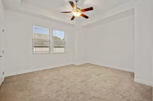 2623 Shady Woods Ln, Houston, TX 77008 - Photo 35