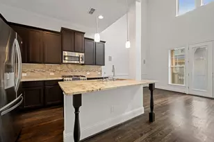 2623 Shady Woods Ln, Houston, TX 77008 - Photo 21