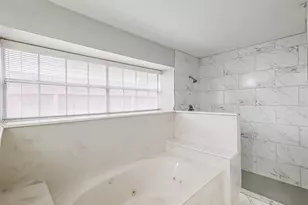 10218 Hedge Way Dr, Houston, TX 77065 - Photo 25