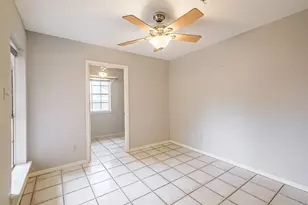 10218 Hedge Way Dr, Houston, TX 77065 - Photo 9