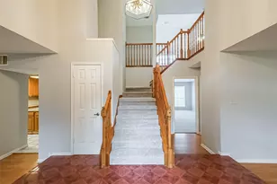 10218 Hedge Way Dr, Houston, TX 77065 - Photo 3