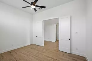 12051 Lk Vw Blvd, Mont Belvieu, TX 77523 - Photo 23