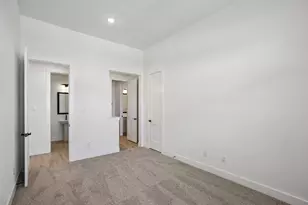12051 Lk Vw Blvd, Mont Belvieu, TX 77523 - Photo 27
