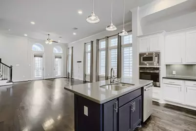 2723 Kennedy Street, Houston, TX 77003 - Photo 9