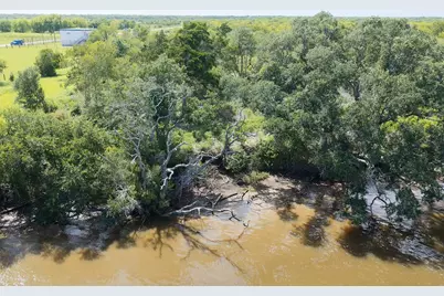 3868 County Road 286, Sargent, TX 77414 - Photo 13