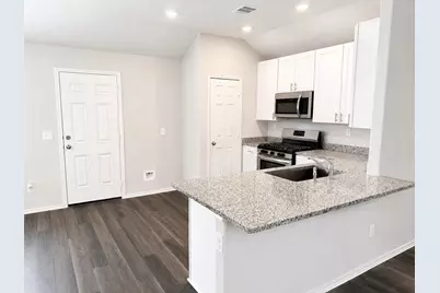 102 Bellewood Manor Drive, Magnolia, TX 77354 - Photo 7