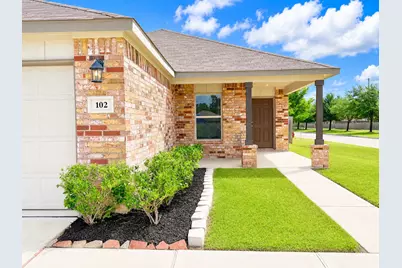 102 Bellewood Manor Drive, Magnolia, TX 77354 - Photo 3
